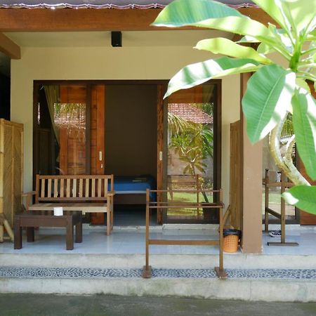 Asoka Homestay Senggigi Luaran gambar
