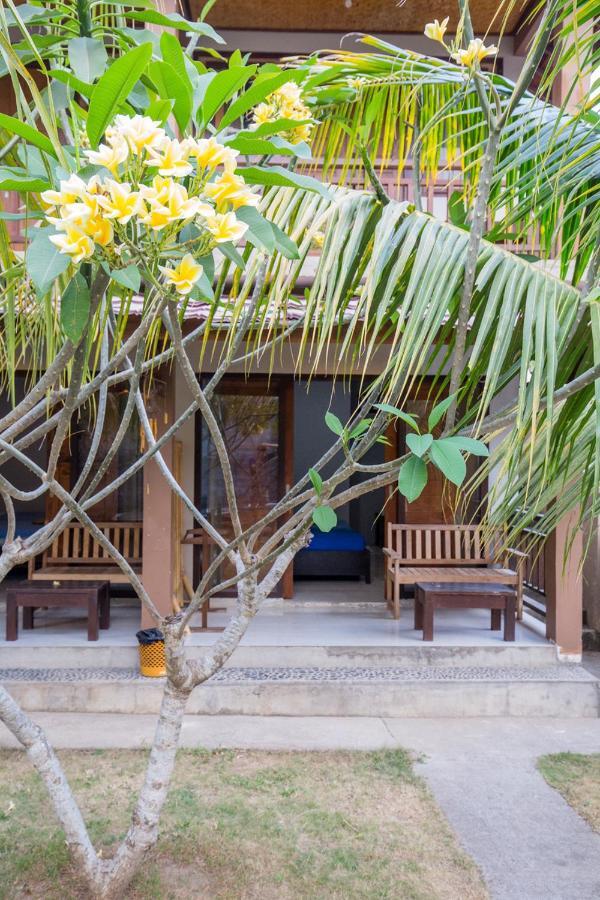 Asoka Homestay Senggigi Luaran gambar